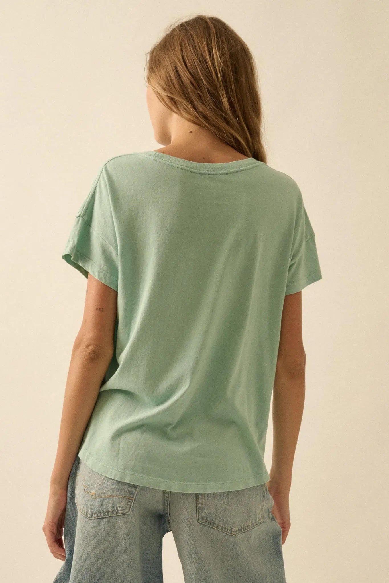 Palm Tree Party Vintage-Wash Graphic Tee - ShopPromesa