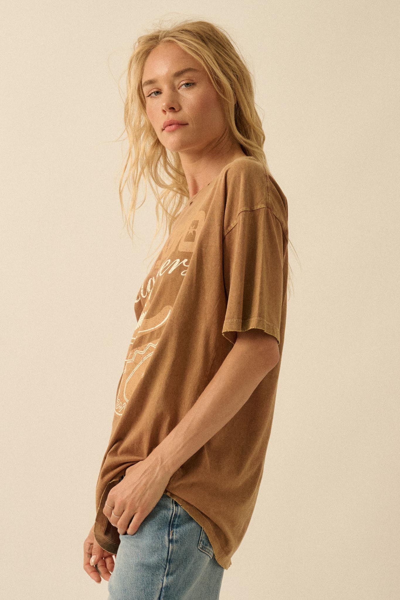 Rodeo Rangers Distressed Oversize Graphic Tee - ShopPromesa