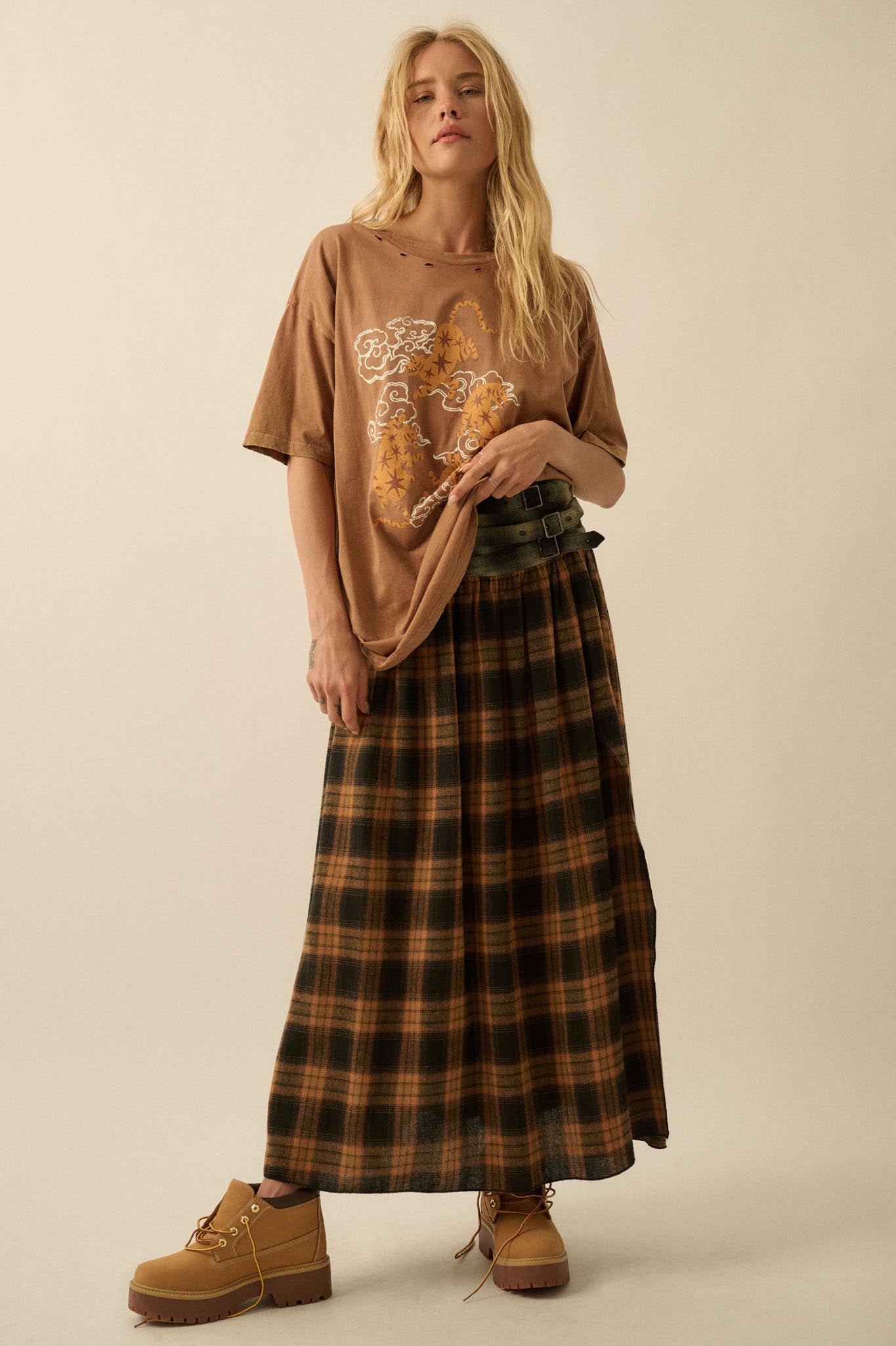 Celestial Tigers Distressed Oversize Graphic Tee - ShopPromesa