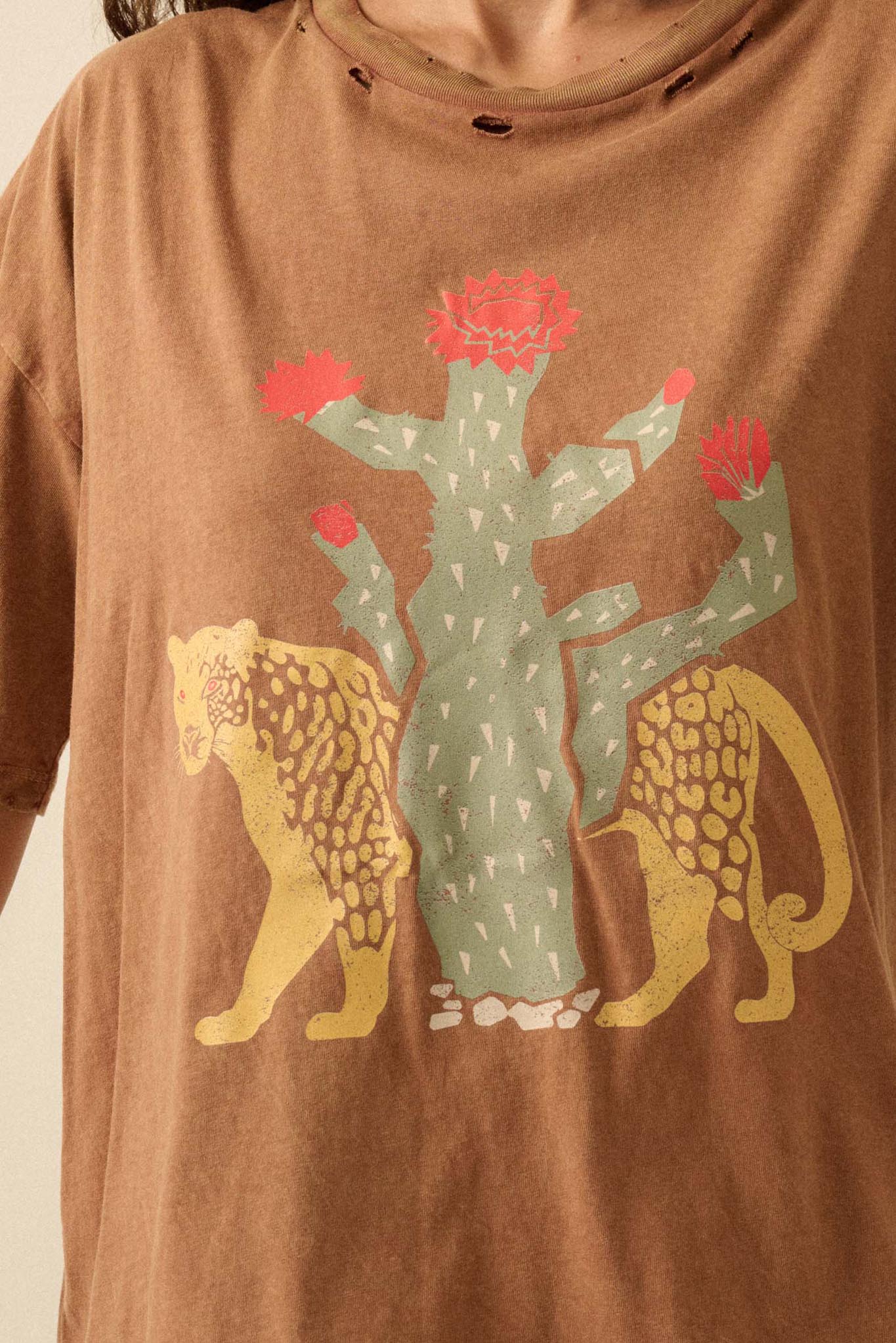 Desert Jaguar Distressed Oversize Graphic Tee - ShopPromesa