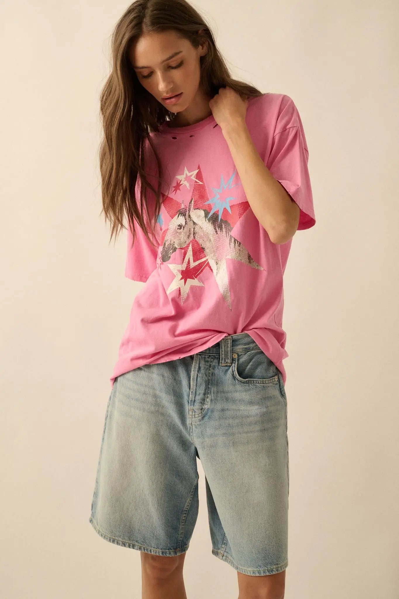 Star Horse Distressed Oversize Graphic Tee - ShopPromesa
