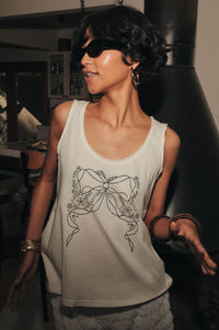 Bowed Beauty Raw-Edge Floral Graphic Tank Top - ShopPromesa