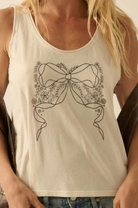 Bowed Beauty Raw-Edge Floral Graphic Tank Top - ShopPromesa