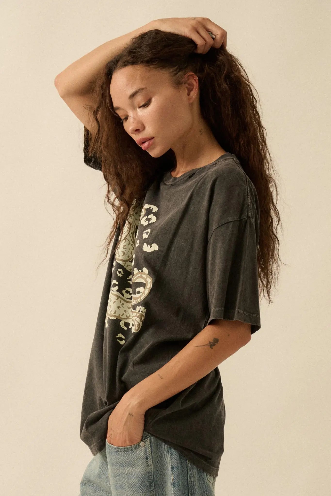 Leopard Lounge Distressed Oversize Graphic Tee - ShopPromesa