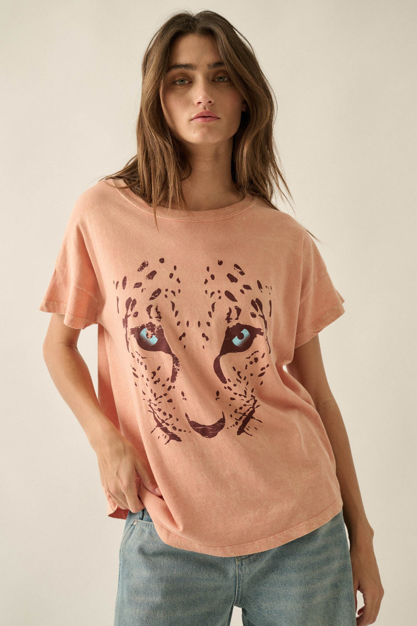 Hungry Eyes Vintage-Wash Cheetah Graphic Tee - ShopPromesa