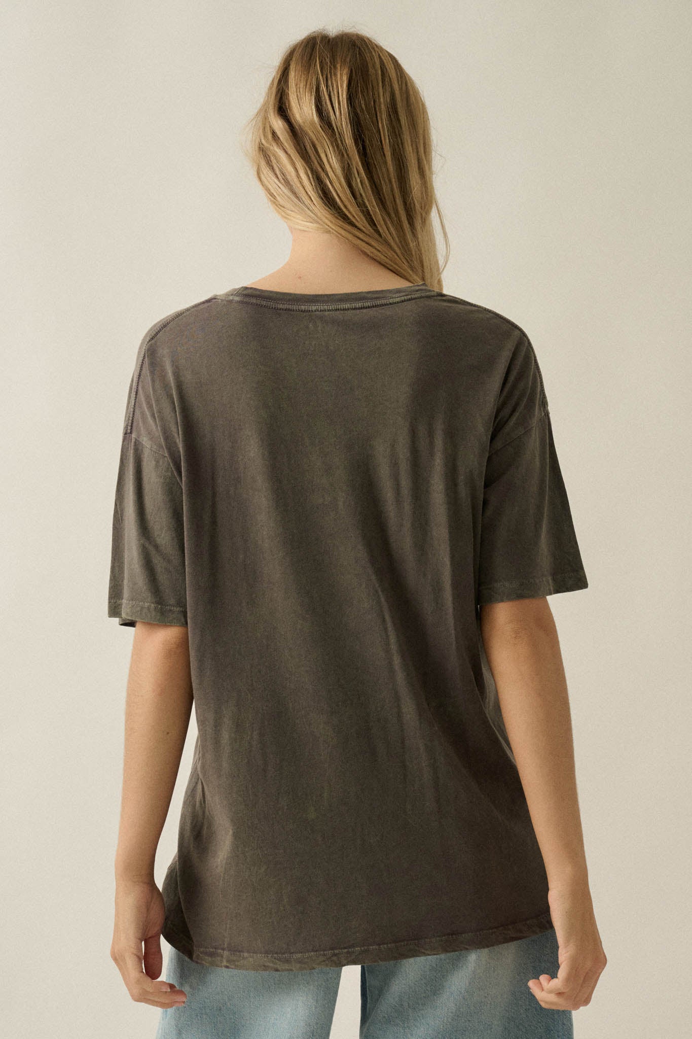 Cosmic Tiger Vintage-Wash Oversize Graphic Tee - ShopPromesa