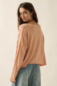 Faded Rose Long-Sleeve Cropped Graphic Tee - ShopPromesa