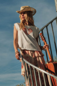 Heartbreak Disco Vintage Sleeveless Graphic Tee - ShopPromesa