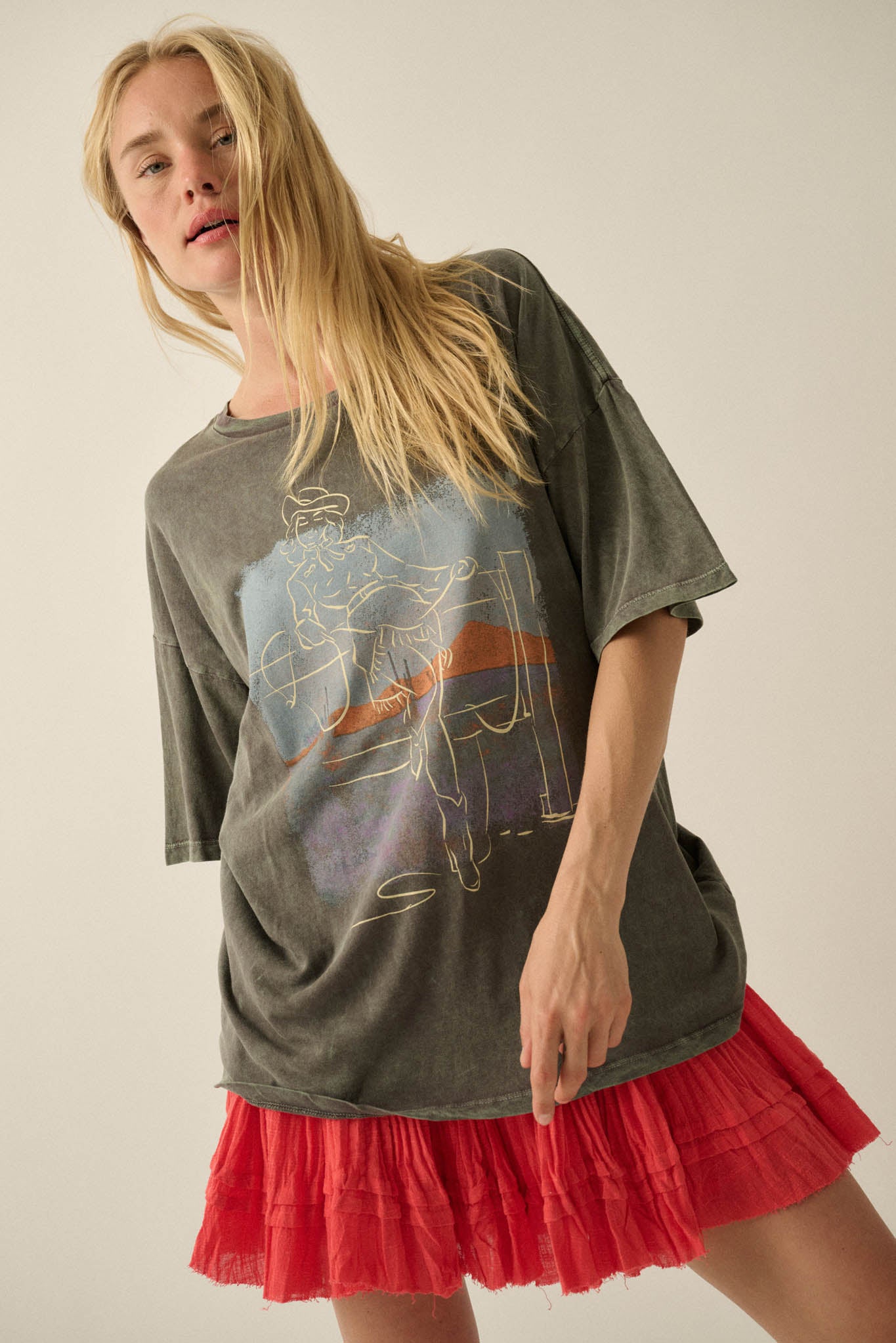 Cowgirl Pinup Vintage-Wash Oversize Graphic Tee - ShopPromesa