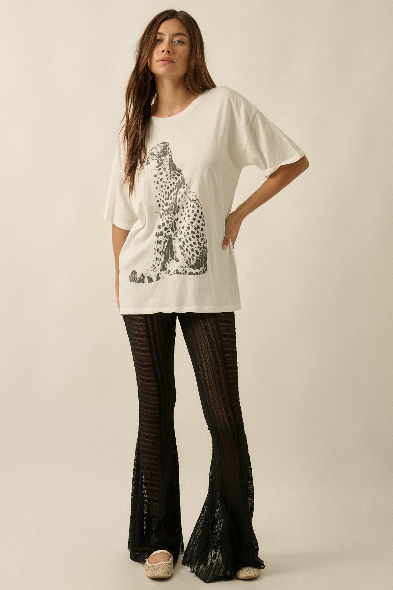 Chill Cheetah Oversize Vintage Graphic Tee - ShopPromesa