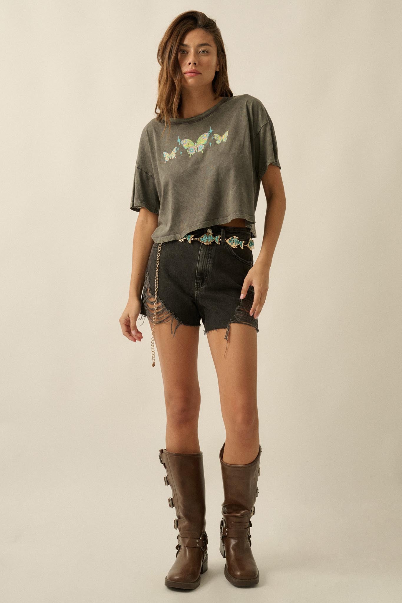 Butterfly Babe Vintage-Wash Cropped Graphic Tee - ShopPromesa