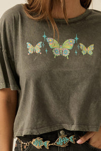 Butterfly Babe Vintage-Wash Cropped Graphic Tee - ShopPromesa