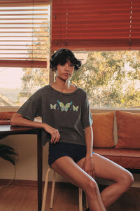 Butterfly Babe Vintage-Wash Cropped Graphic Tee - ShopPromesa
