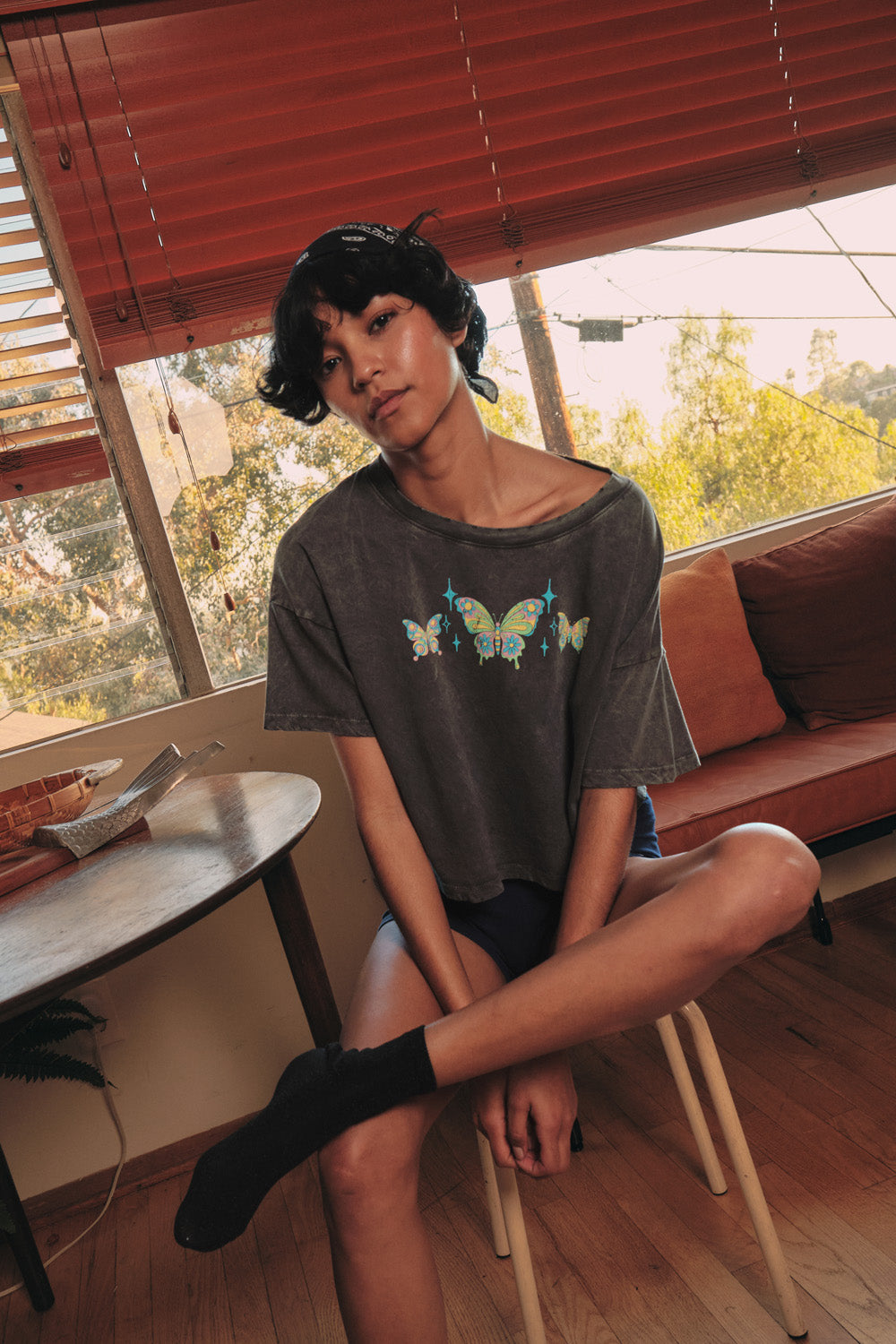 Butterfly Babe Vintage-Wash Cropped Graphic Tee - ShopPromesa