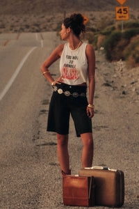 Too Hot to Handle Lettuce-Edge Graphic Tank Top - ShopPromesa