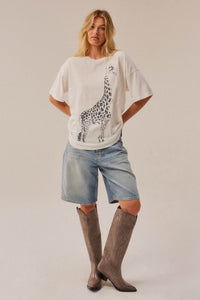 Joyful Giraffe Vintage-Print Oversize Graphic Tee - ShopPromesa