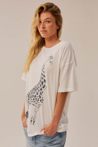 Joyful Giraffe Vintage-Print Oversize Graphic Tee - ShopPromesa