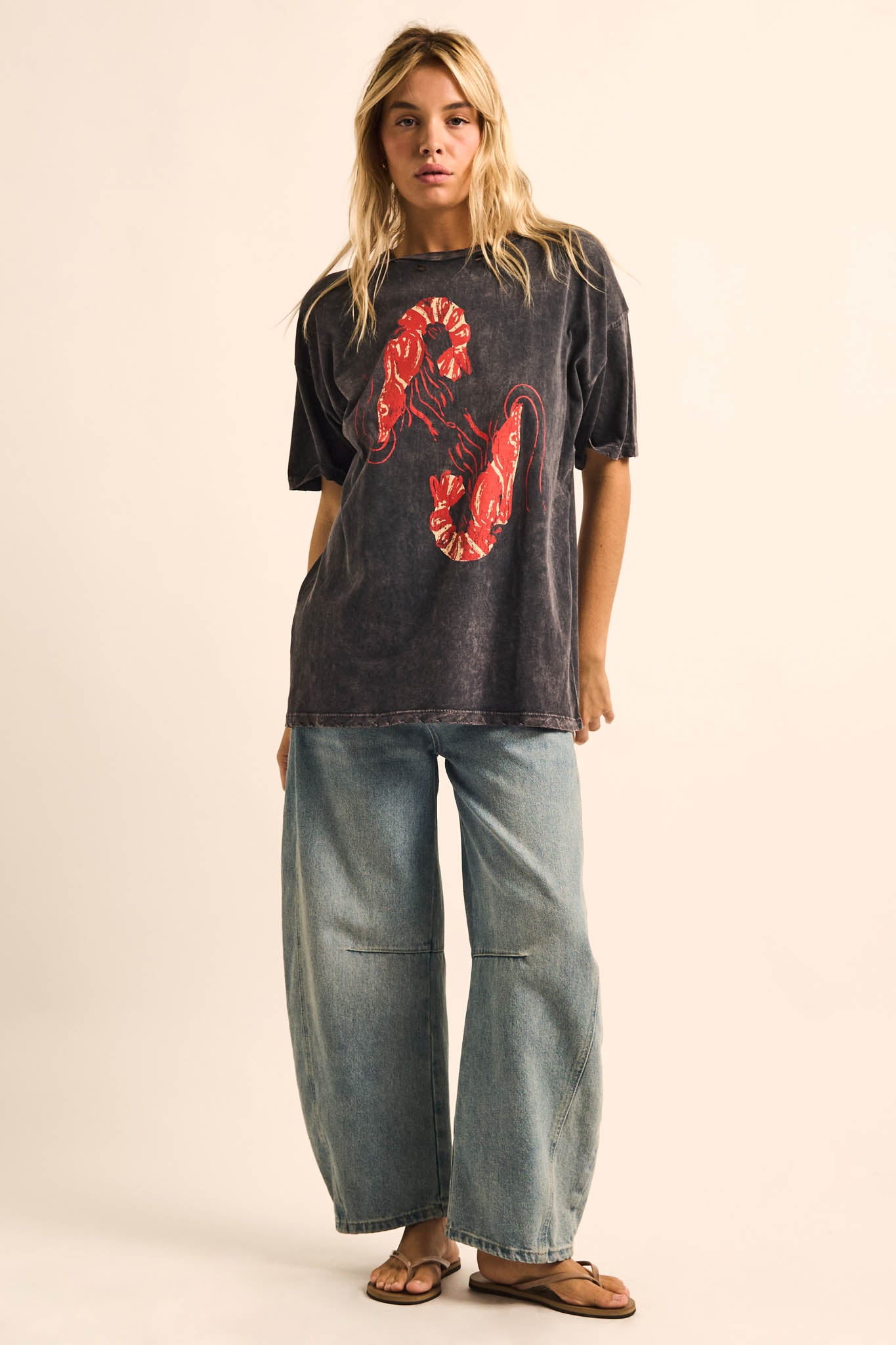 Crawdad Song Vintage-Wash Oversize Graphic Tee - ShopPromesa