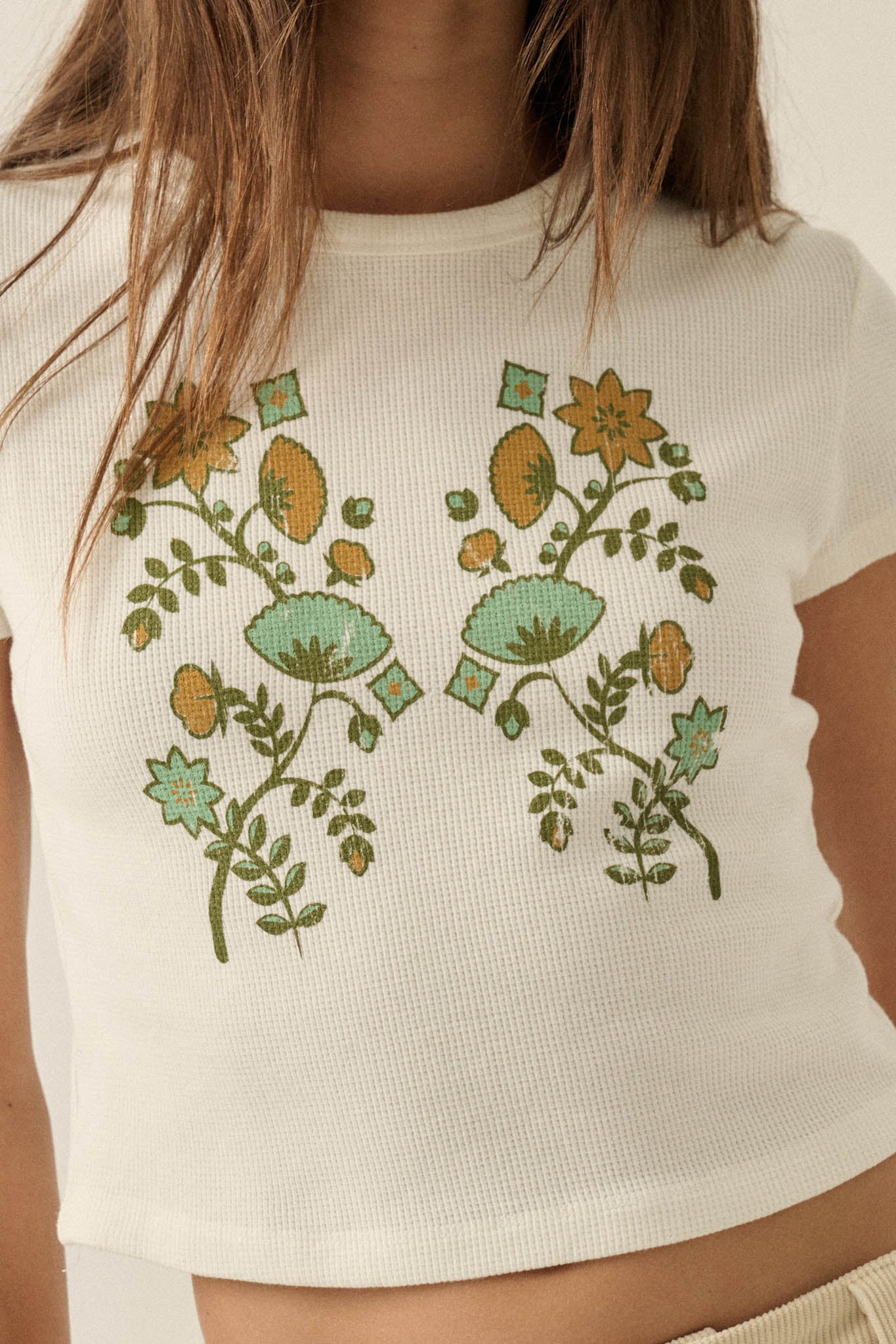 Vintage Flowers Thermal Cropped Graphic Baby Tee - ShopPromesa