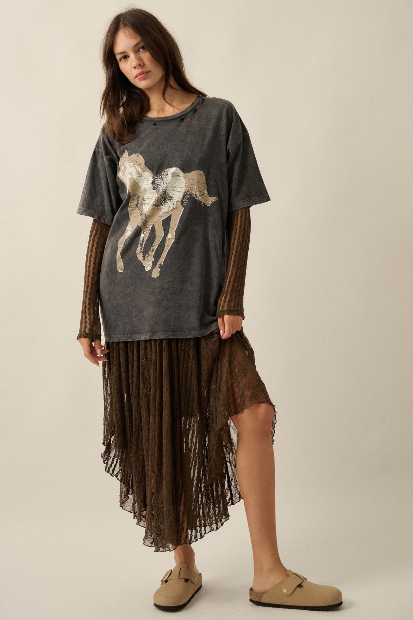 Free Rein Distressed Oversize Horse Graphic Tee - ShopPromesa