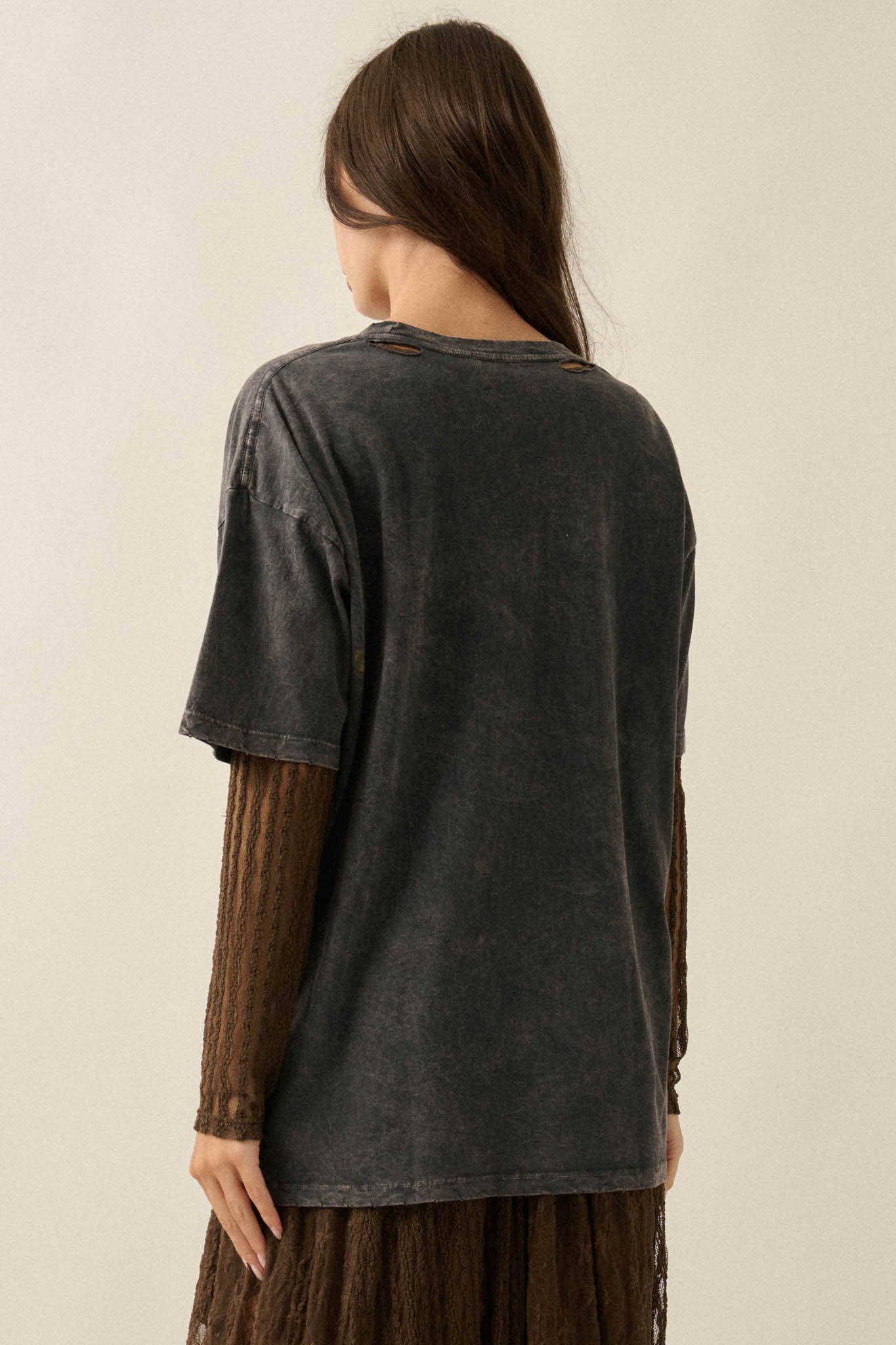 Free Rein Distressed Oversize Horse Graphic Tee - ShopPromesa