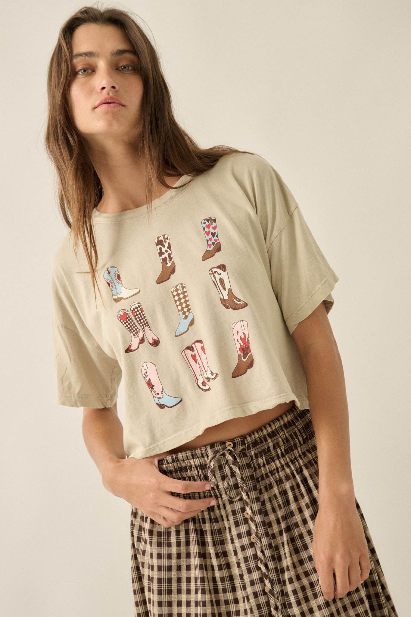Booted Up Vintage-Wash Cropped Graphic Tee - ShopPromesa