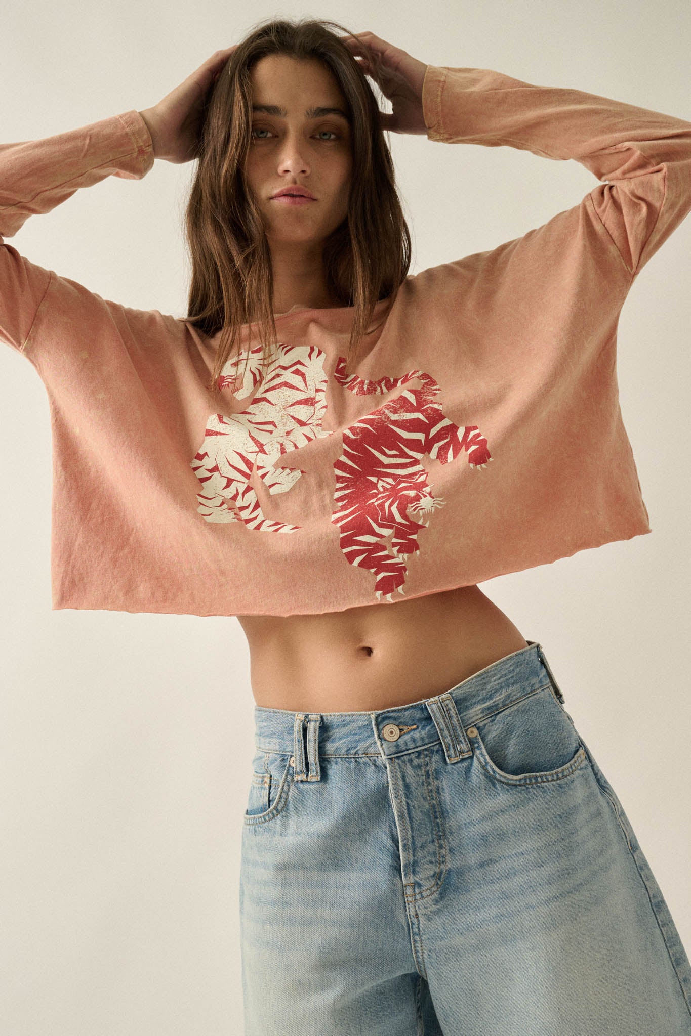 Tiger Twins Long-Sleeve Cropped Graphic Tee - ShopPromesa