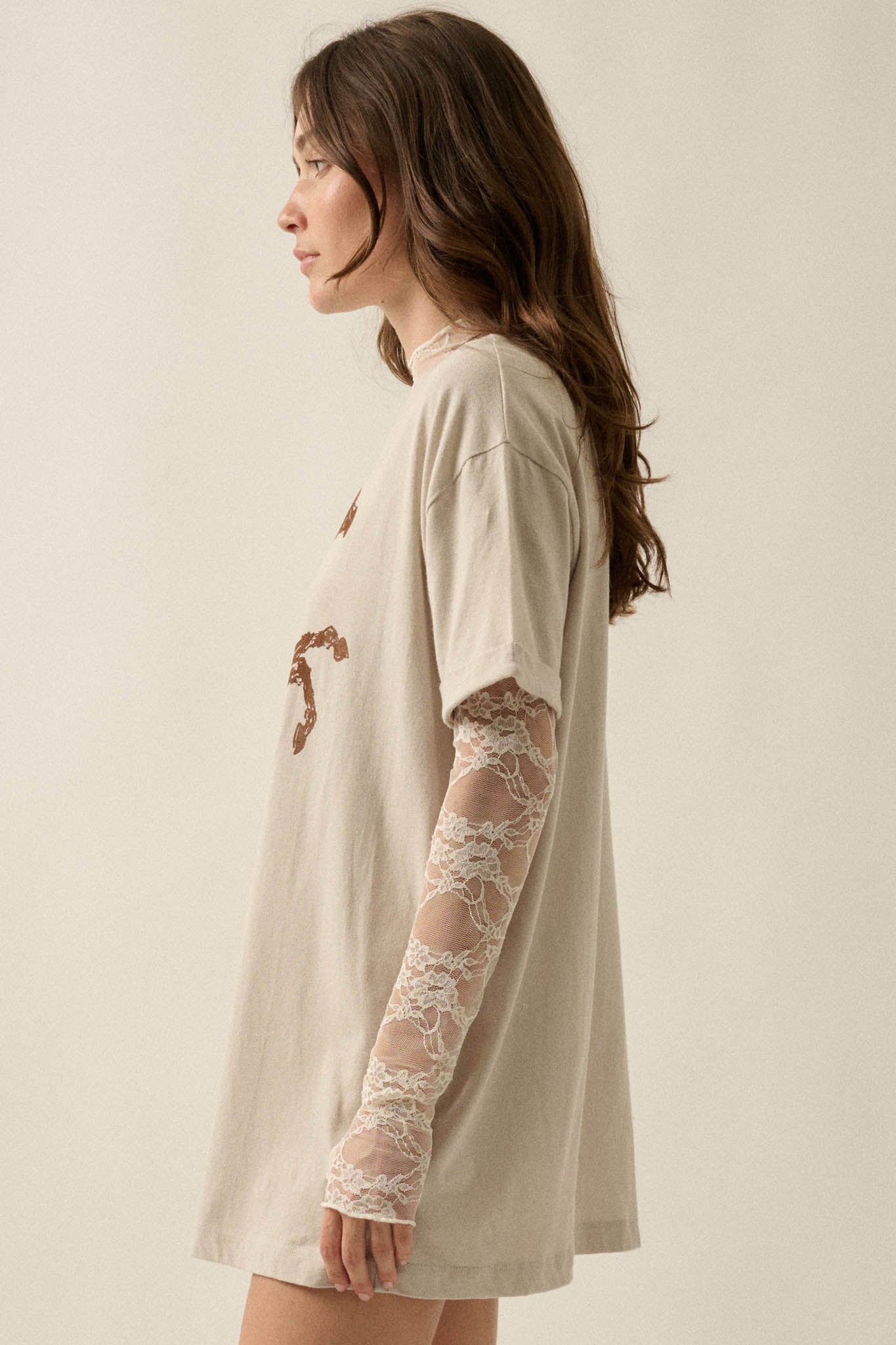 Star Stallion Oversize Cuffed Tunic Graphic Tee - ShopPromesa