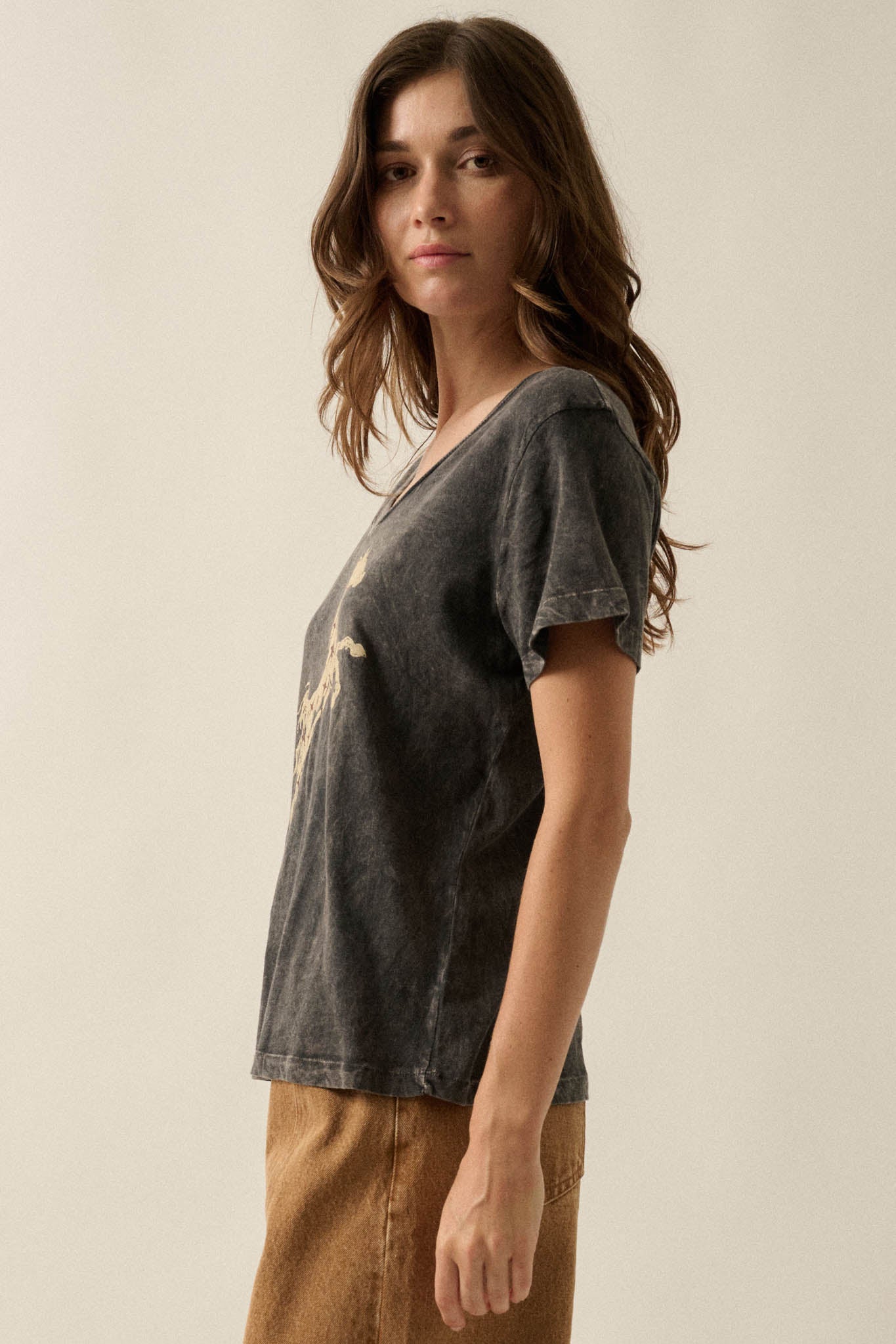Star Stallion Vintage-Wash V-Neck Horse Graphic Tee - ShopPromesa