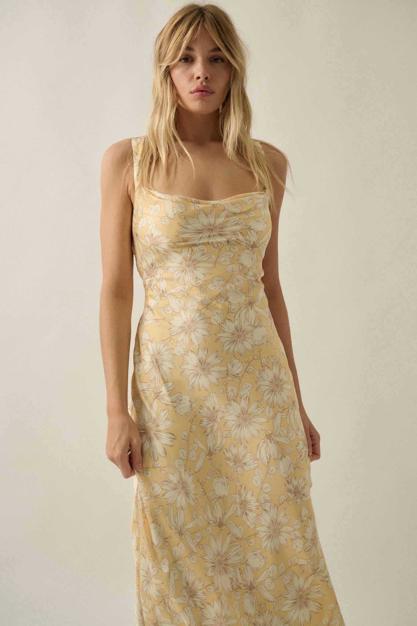 Dreamy Daisy Floral Satin Lace-Up Back Maxi Dress - ShopPromesa