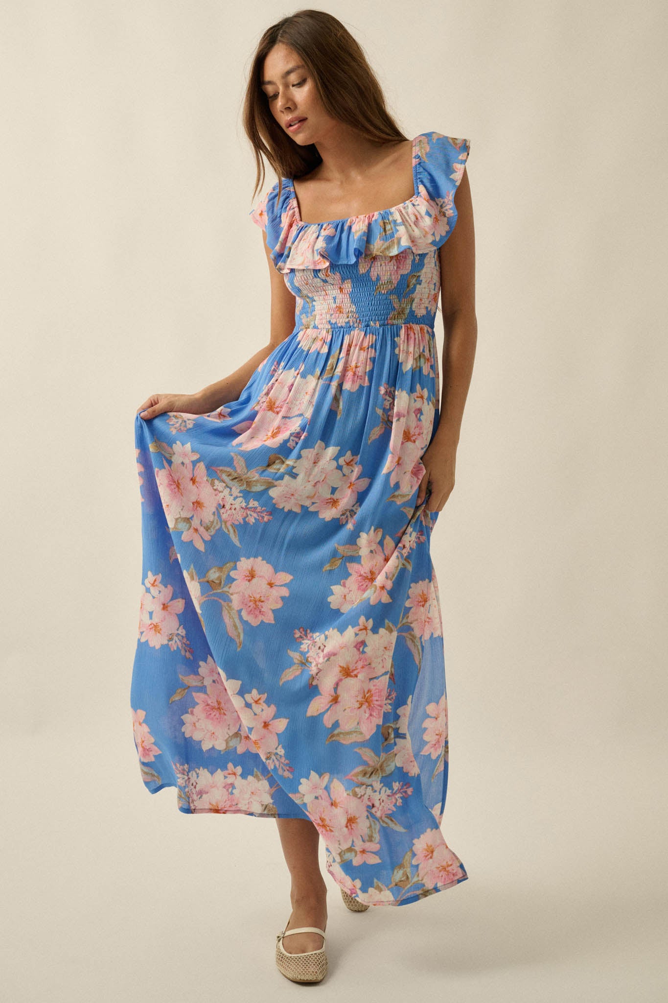 Elegant Garden Floral Smocked Off-Shoulder Maxi Dress - ShopPromesa