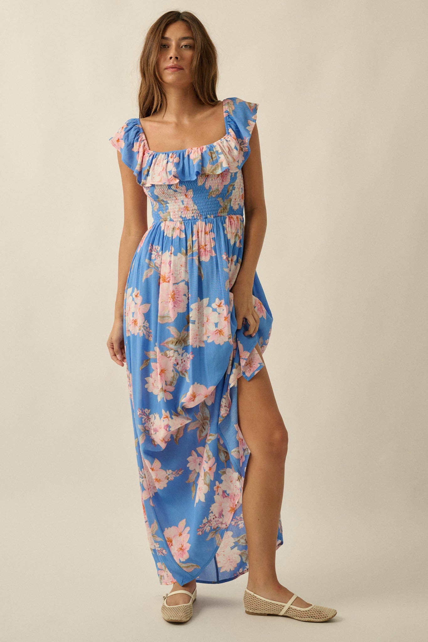 Elegant Garden Floral Smocked Off-Shoulder Maxi Dress - ShopPromesa