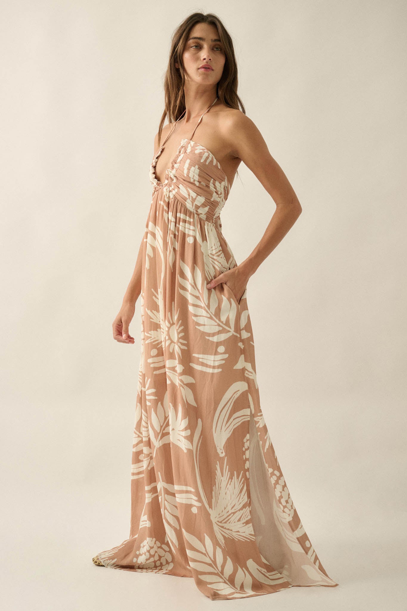 Maui Wowie Tropical-Print Tie-Back Halter Maxi Dress Taupe & Cream / L