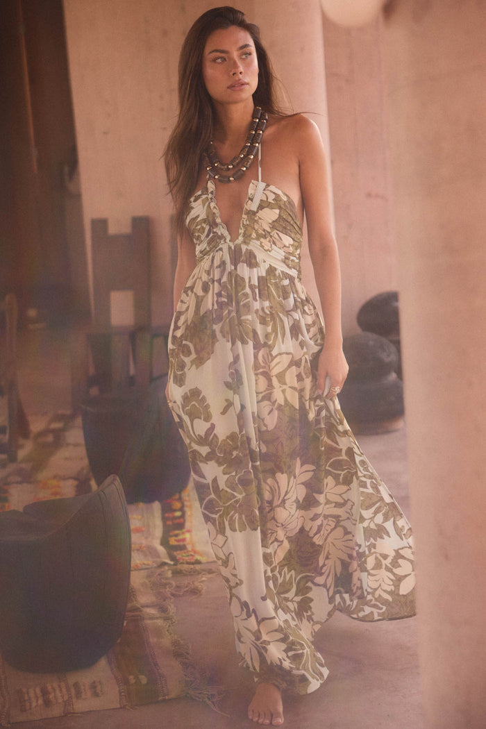 Jungle Beauty Leaf-Print Tie-Back Halter Maxi Dress - ShopPromesa