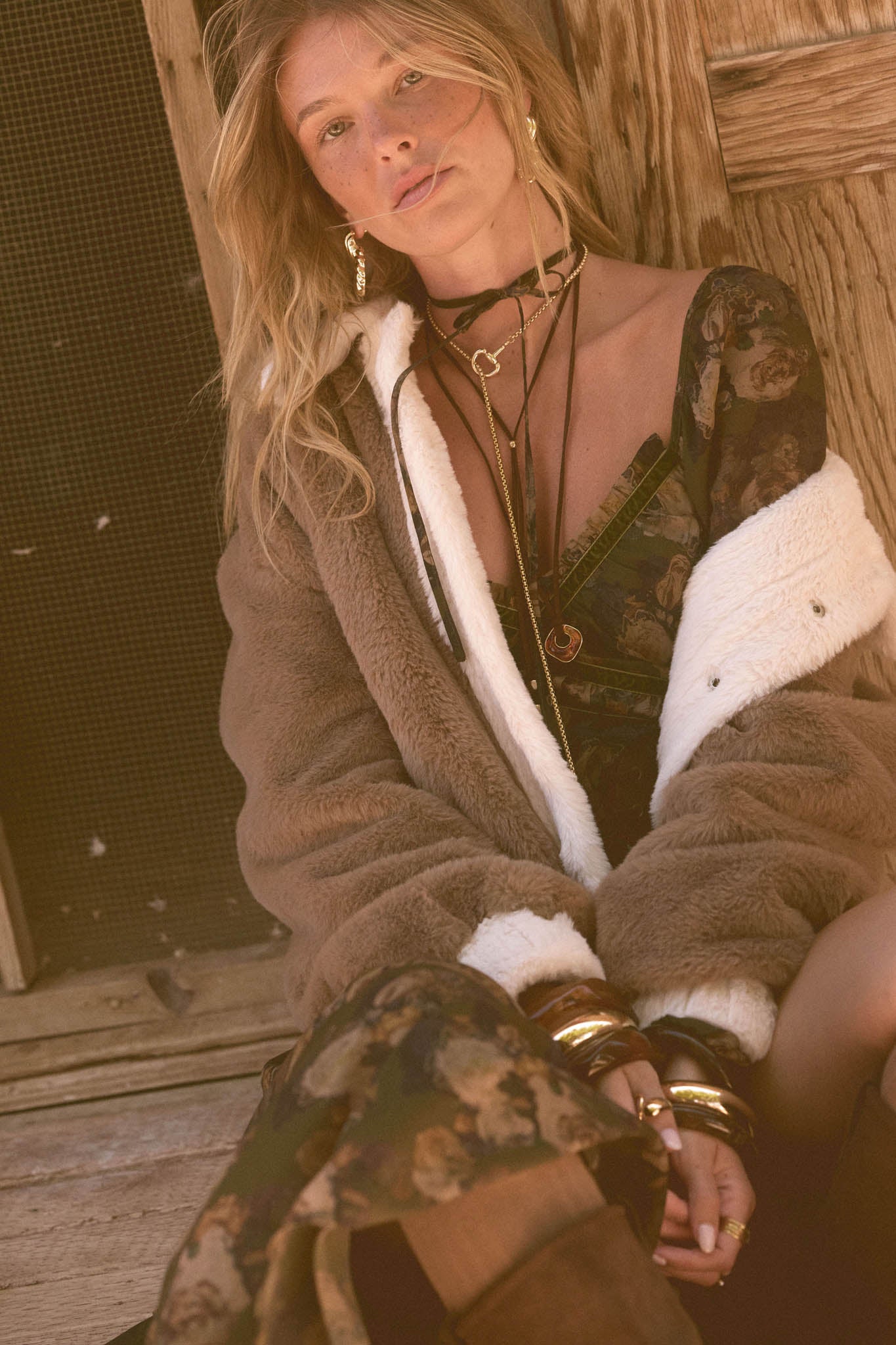 Go Fur It Contrast Faux Fur Collared Pocket Jacket - ShopPromesa