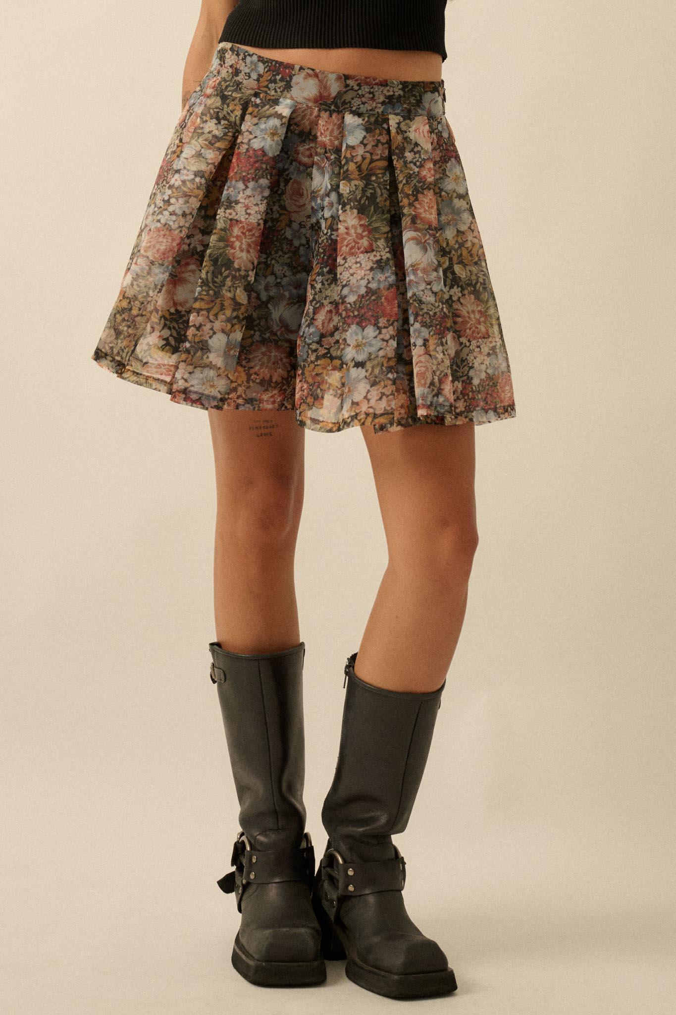 Blossoming Autumn Floral Organza Pleated Skort - ShopPromesa