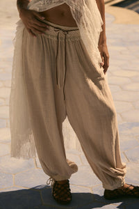 Break Free Cotton Gauze Drawstring Balloon Pants - ShopPromesa