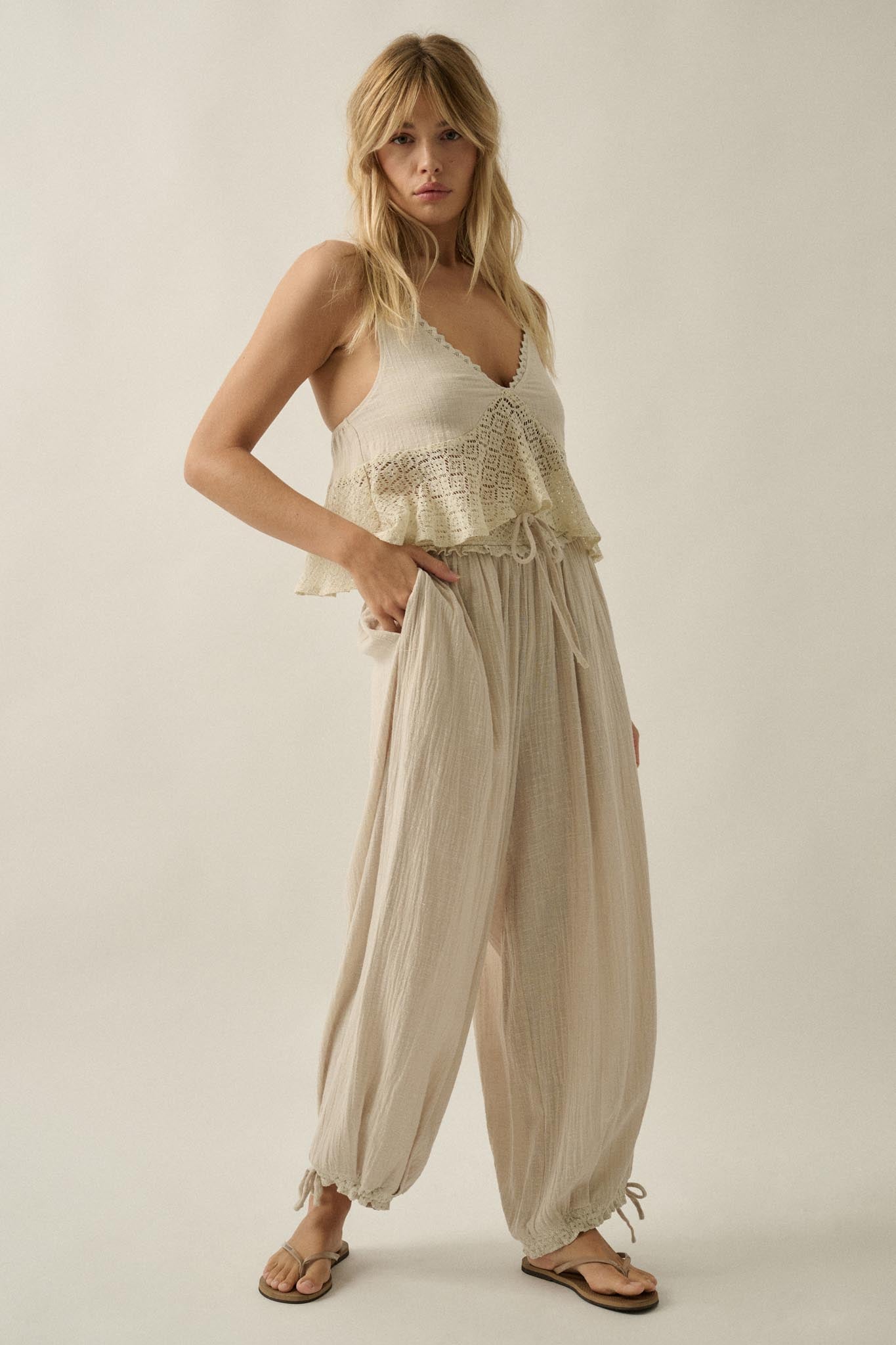 Break Free Cotton Gauze Drawstring Balloon Pants - ShopPromesa