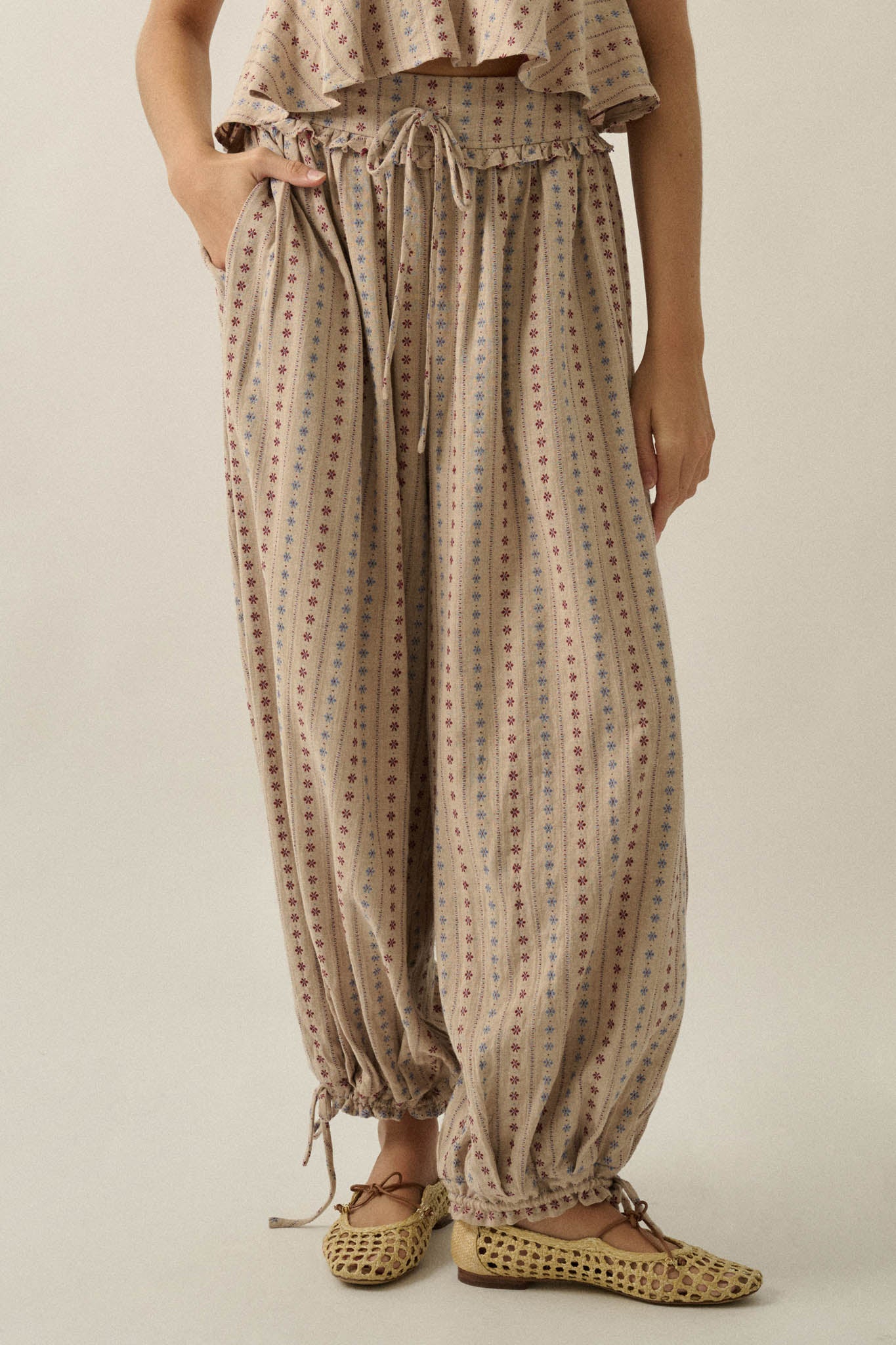 Blooming Bazaar Floral-Stripe Cotton Balloon Pants - ShopPromesa