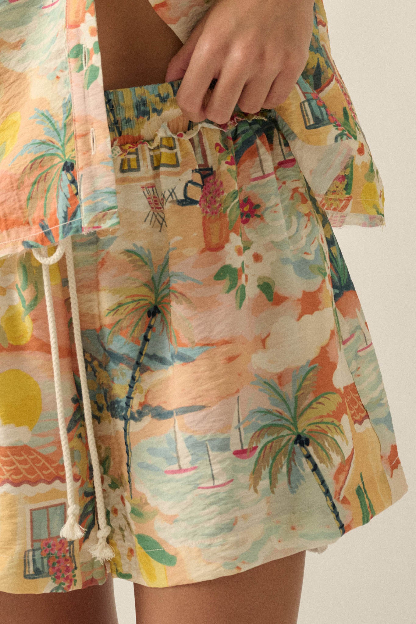 Caribbean Dream Tropical-Print Drawstring Shorts - ShopPromesa
