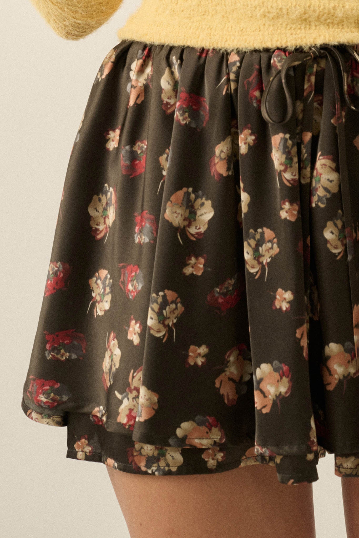 Scattered Petals Floral Satin Gathered Mini Skort - ShopPromesa
