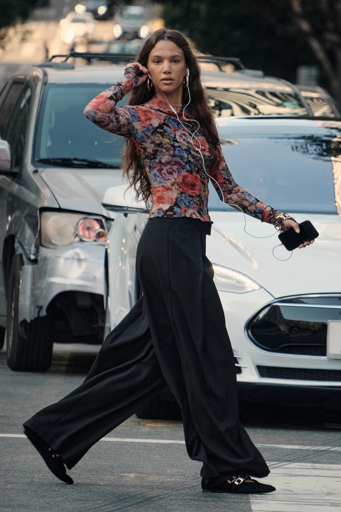 Walk This Way Gabardine Pleated Wide-Leg Pants