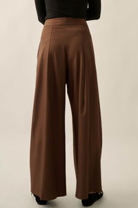 Walk this Way Gabardine Pleated Wide-Leg Pants - ShopPromesa