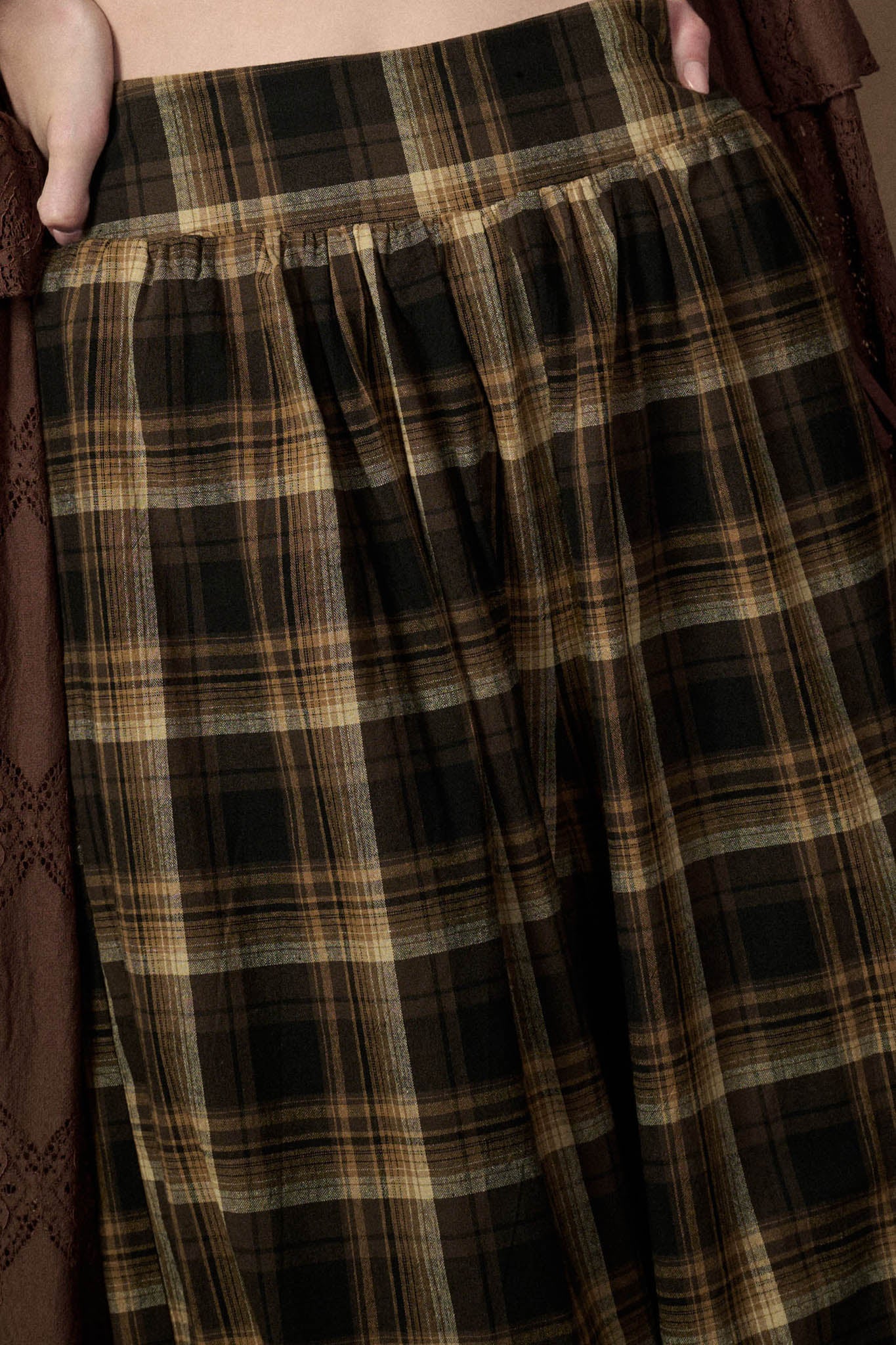 Plaid Mood High-Waist Drawstring-Hem Balloon Pants - ShopPromesa