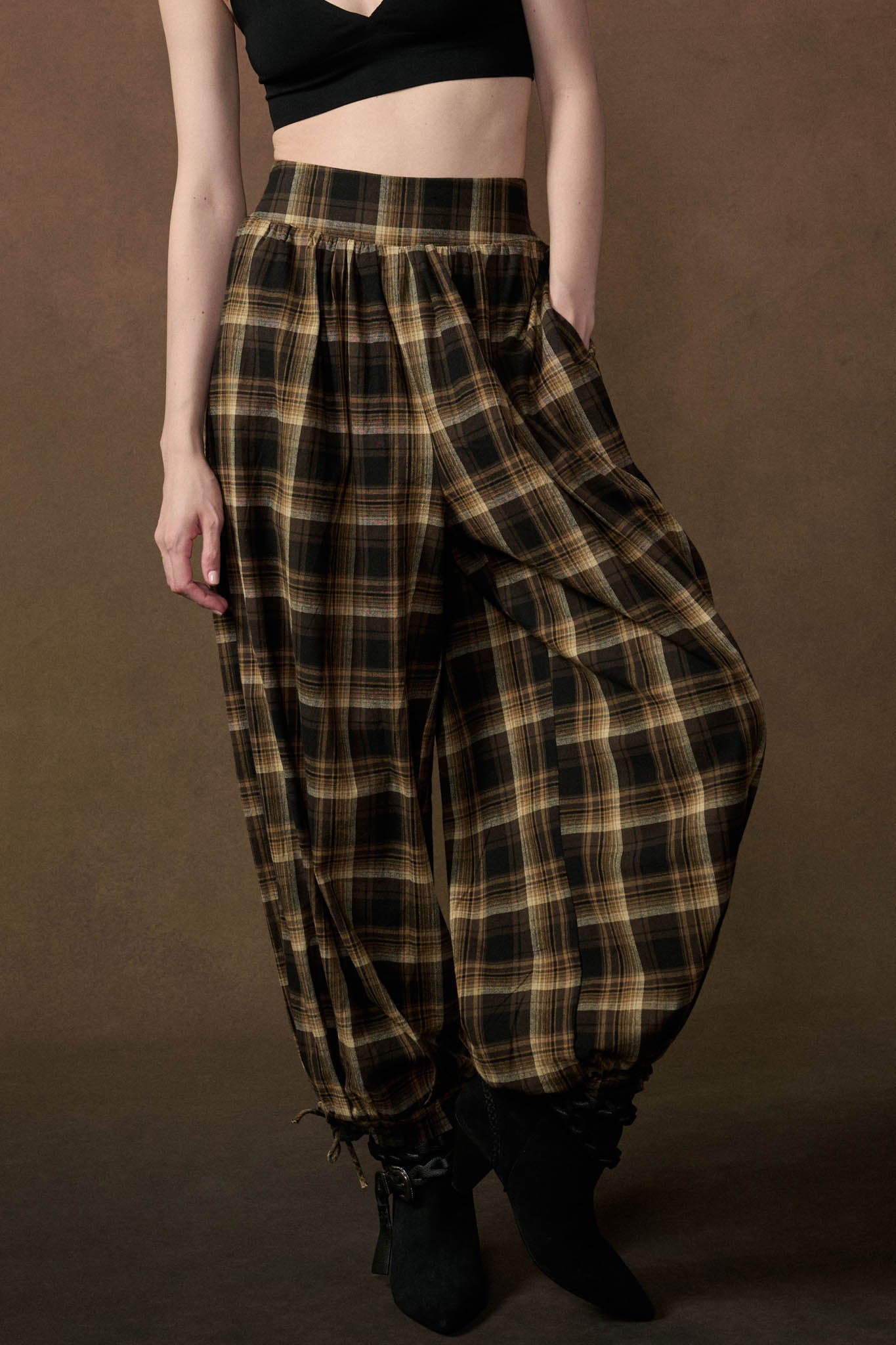 Plaid Mood High-Waist Drawstring-Hem Balloon Pants - ShopPromesa