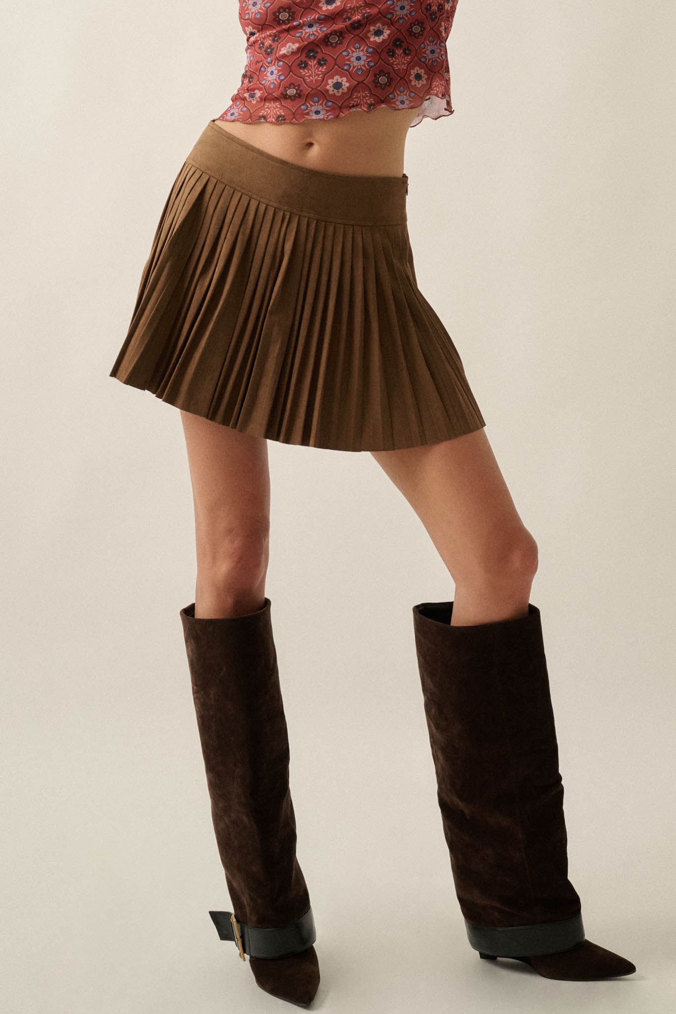 So Smooth Vegan Suede Pleated Mini Skort - ShopPromesa