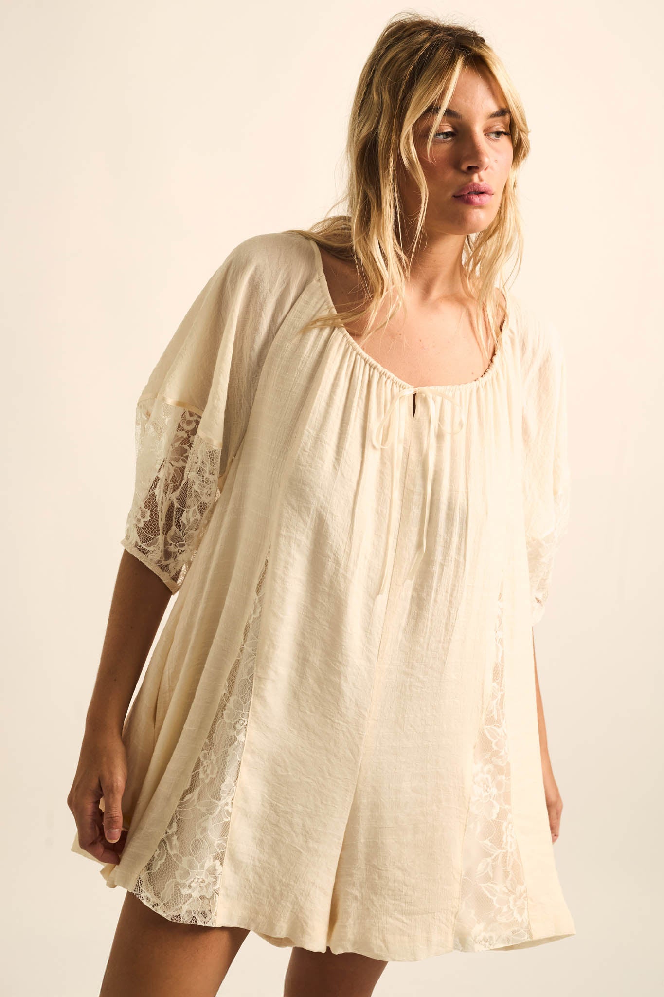 Happy Go Lucky Lace-Inset Puff-Sleeve Romper - ShopPromesa