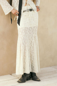 Moment in Time Floral Lace Mermaid Maxi Skirt - ShopPromesa