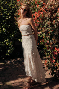 Dreamy Day Floral Lace Asymmetrical Midi Skirt - ShopPromesa
