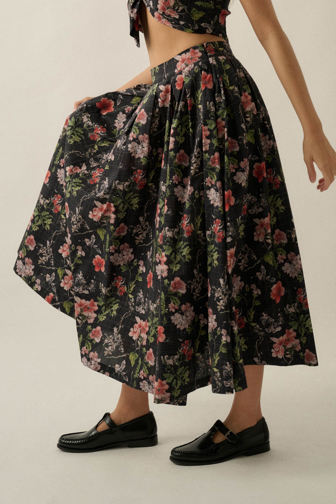 Beautiful Bouquet Floral-Print Pleated Midi Skirt - ShopPromesa